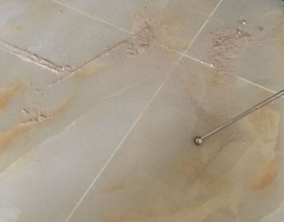 安溪瓷砖空鼓维修公司分享粘合剂选择不当在瓷砖铺贴过程中可能导致以下问题